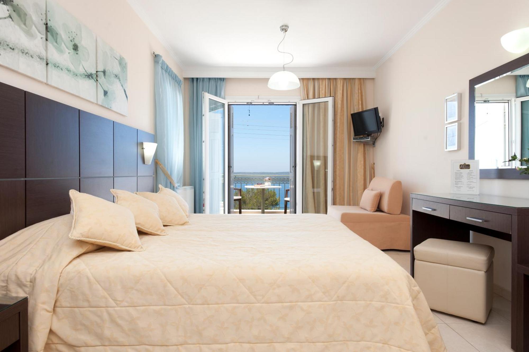 Hotel Anezina Pülosz Kültér fotó