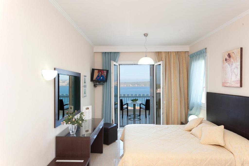 Hotel Anezina Pülosz Kültér fotó