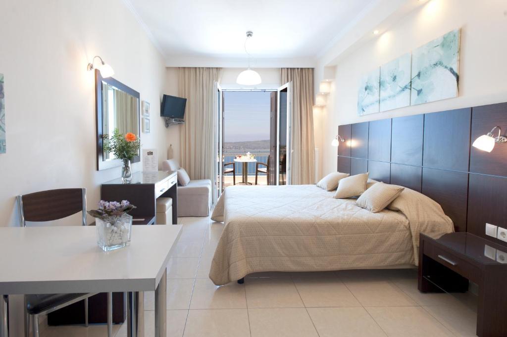 Hotel Anezina Pülosz Kültér fotó